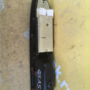 Пульт стеклоподъемника TOYOTA Vista SV50 перед, прав (с блокировкой двери)