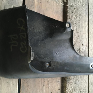 Брызговик TOYOTA Estima/Lucida CXR10/20 зад, прав 08414-28130