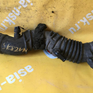 Гофра впускного коллектора Mazda F8 Bongo SK82 резиновая