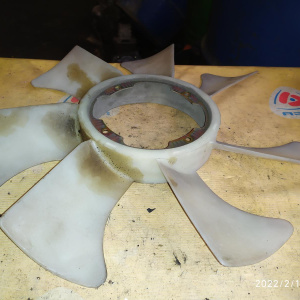 Крыльчатка Nissan VG33 Elgrand E50 диаметр по цеетрам болтов 143 мм. длина 450 мм. 450-5-9