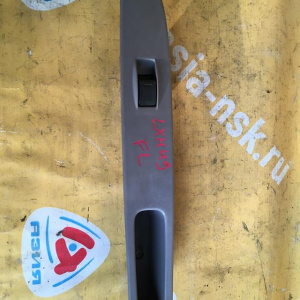 Пульт стеклоподъемника Toyota Hiace Regius LXH49 перед, лев