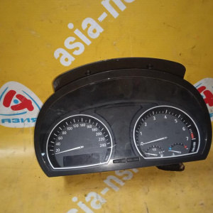 Панель приборов BMW X3 E83 5AT 240 km/h 62113413125 62103454347
