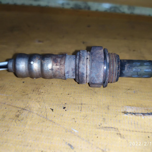Датчик кислородный Nissan VQ35 Elgrand E51 R 4 конт. номер 2 RL=RR OZA 554-N11