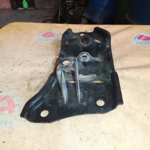Крепление подушки ДВС Mazda WL Bongo Friendee SGLR '09.1999- 4WD a/t зад верх акпп=мкпп R в S54V39350