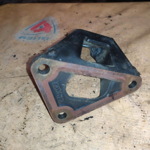 Крепление подушки ДВС Toyota 1GR Hilux Surf GGN15 перед перед, лев