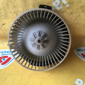 Моторчик печки Honda ES1/ES2/ES3/RD4/RD5/RD6/RD7/RN1/RN2/RN3/RN4 Civic Ferio/CR-V/Stream дефект корпуса