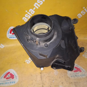 Корпус воздушного фильтра Audi A6 C6/4F2/4F5 BDX 2.8 FSI 4F0133835K 4F0133837AE