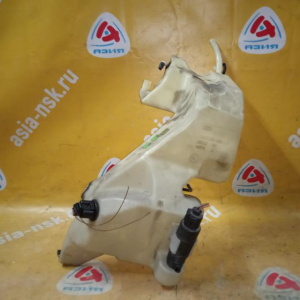 Бачок омывателя Audi A4 B6/8H7 Кабриолет 3.8L +2 насоса+датчик 8H0955453L '2002