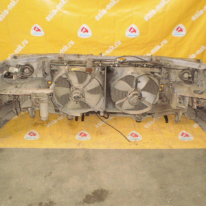 Ноускат Toyota Caldina AT190 '1996-2001 a/t (без габаритов) Дефект R фары ф.21-16 сиг.20-357