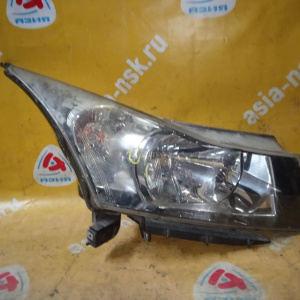 Фара Chevrolet Cruze J300 '2009-2012 прав RHD, чёрная внутри, эл. корректор, с габаритом (царапины)