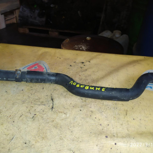 Патрубок радиатора печки Nissan 924102Y000 Cefiro A33 VQ30 НИЗ. на трубку к лобовине