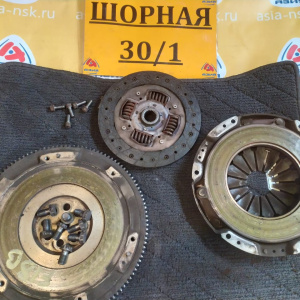 Маховик Honda F18B/F20B Accord/Torneo CF3/CF4 2WD m/t + корзина ( диаметр диска 212 мм. ) 22100-PT7-013 + 22300-PT7-023