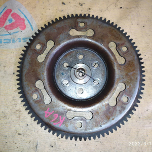 Маховик Suzuki K6A-DET Jimny JB23 задний привод a/t