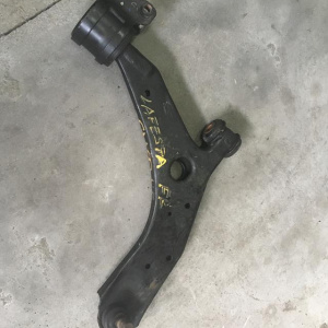 Рычаг Nissan CWEFWN Lafesta '2010-2018 перед, прав н