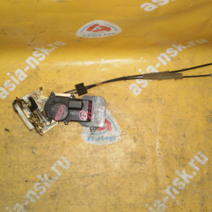 Замок двери Mazda DC5R Verisa зад, прав