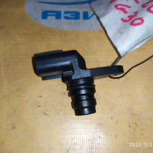 Датчик распредвала Suzuki K6A-DET Jimny JB23 33220-76G30