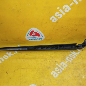 Держатель дворника Volvo XC90 CZ/CT R рест 30699846, 30699847