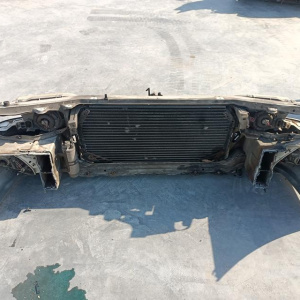 Ноускат Toyota Vista CV40 a/t ф.32-152.т.32-154.без габаритов,без радиатора охлаждениядефект R фары