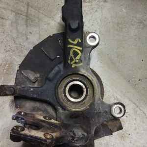 Ступица Mazda SK22M Bongo '2001 перед, прав 4WD ABS 5шп. голая