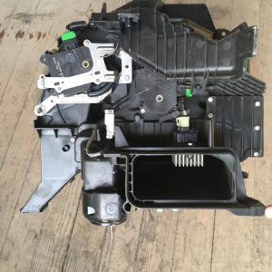 Печка HONDA RE4 CR-V салонная (конд.+рад.печки) дефект