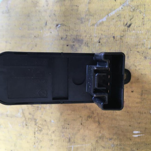 Пульт стеклоподъемника Mazda CX-7 ER3P R RHD EG23 66 380