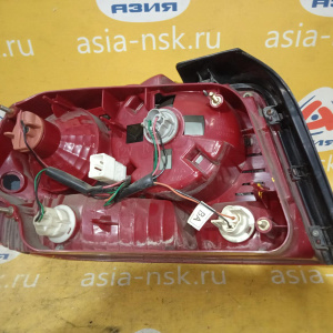 Стоп Hyundai Sonata EF/DA '2001-2013 R (трещина в стекла) 92402-3D000