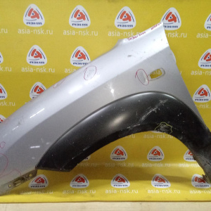 Крыло Hyundai Tucson JM/BH перед, лев с накладкой, под повторитель (вмятины)