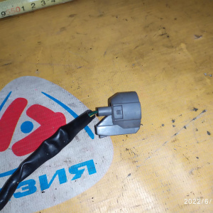 Разъём датчика положения воздушной заслонки / MAP-сенсора Honda HR-V GH2/UA4/RA7/CF4/RA1 D16A/J25A/F23A/J30A/B20B/F20B/F18B/J35A/F22B 3 конт. круглый 