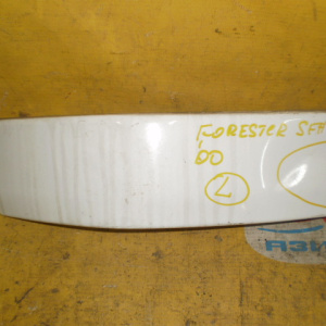 Планка под стоп SUBARU Forester SF5 '2000 L Дефект ст.220-20697