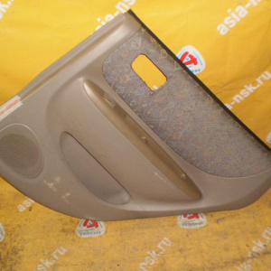 Обшивка двери Toyota Corolla Spacio AE110 зад, прав