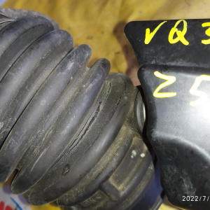 Гофра впускного коллектора Nissan VQ35 Murano Z51 резиновая. на заслонку ТРЕЩИНЫ ( 1AA0B ) 165761AA0A / 165761AA1A