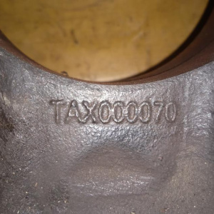 Ступица Land Rover LT/L318 Discovery '1998-2004 перед, лев только поворотный кулак TAX000070 TAX000050