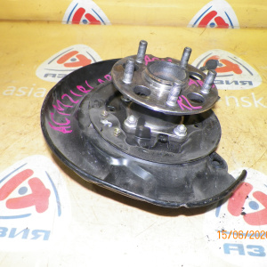 Ступица Toyota ACM21/ACM21W Ipsum зад, лев 2WD ABS [диск] Голая без диска и суппорта и колодок. 42450-44020.42450-44040