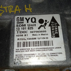 Блок управления AIRBAG Opel Astra H A04/L35/L48 YQ 13191825