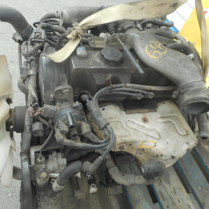 Двигатель Mazda/Nissan F8-212392 БЕЗ ГЕНЕРАТОРА Bongo#Vanette SK82M