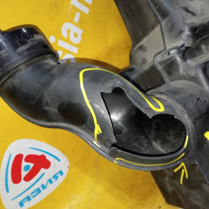 Резонатор воздушного фильтра Ford Focus 2 CAP AODA 4M51-9F763-EA/DA (дефект трубки) '2004-