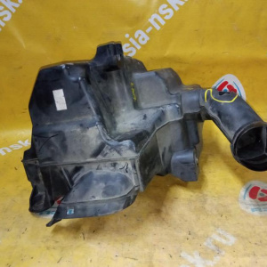 Резонатор воздушного фильтра Ford Focus 2 CAP AODA 4M51-9F763-EA/DA (дефект трубки) '2004-