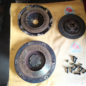 Маховик Toyota 2C/3C Town Ace CR30 m/t + корзина,  диаметр диска 237 мм.