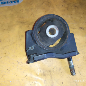 Подушка двигателя Toyota 3S-FE Ipsum SXM15/SXN15 4WD a/t A243F Rear ДЕФЕКТ R 12371-74460 / 12371-74351