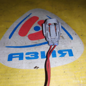 Разъём форсунки Nissan/Toyota -11285 Murano Z50/Z51/Y11/C11/T30/T31 VQ35/QG15/QR20/MR20/HR15 2 конт. защёлка по центру