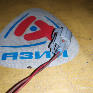 Разъём форсунки Nissan/Toyota -11285 Murano Z50/Z51/Y11/C11/T30/T31 VQ35/QG15/QR20/MR20/HR15 2 конт. защёлка по центру