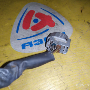 Разъём лямбда-зонда / кислородного датчика Toyota 90980-11178 Harrier MCU15 1MZ/3MZ/2GR 4 конт.( 2 напровляющие сбоку и 1 снизу )