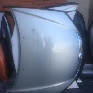 Капот TOYOTA Camry ACV30 с решеткой (с небольшим дефектом)