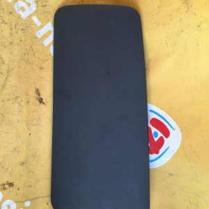 Подушка безопасности Toyota Hiace KZH106 пасс  (без заряда)