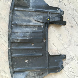 Защита двигателя TOYOTA JZS160 Aristo дефект 51441-30250
