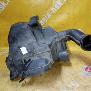 Резонатор воздушного фильтра Ford Focus 2 CAP AODA 4M51-9F763-EA/DA '2004-