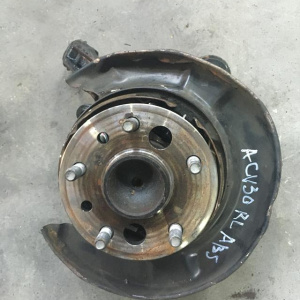 Ступица TOYOTA ACV30 зад, лев ABS голая (диск)