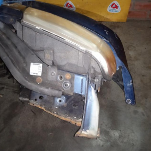 Ноускат Jeep Grand Cherokee WJ/WG EVA '2003 4.7L V8 акпп, галоген, туманки, правый руль.