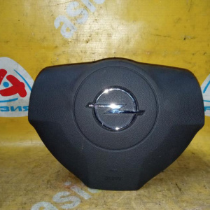 Подушка безопасности Opel Astra H A04 '2004-2015 с зарядом, 2 фишки, 3 спицы 39171215