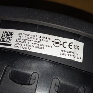 Подушка безопасности Opel Astra H A04 '2004-2015 с зарядом, 2 фишки, 3 спицы 39171215